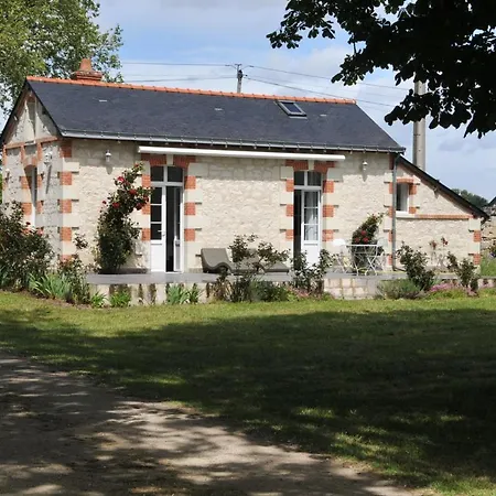 PETITE MAISON des ROSES - GITE 2 Personnes Brain-sur-Allonnes Extérieur photo